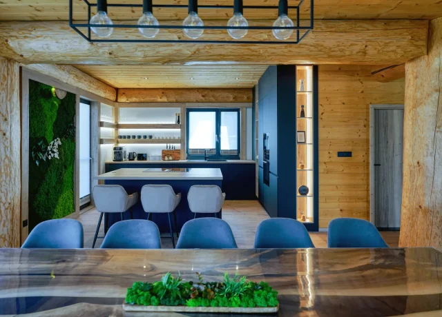 Luvina kitchen with dining room (5)